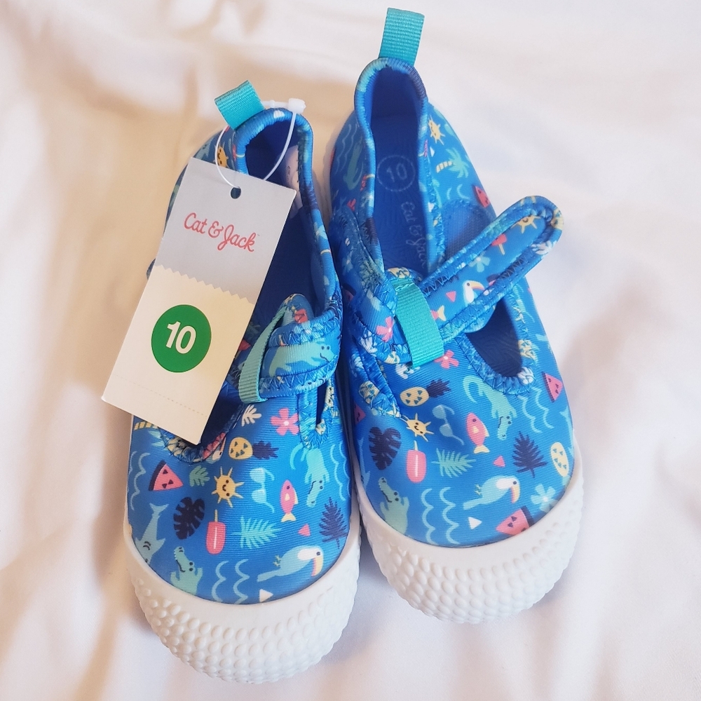 Toddler Size 10 Cat & Jack Water Shoes